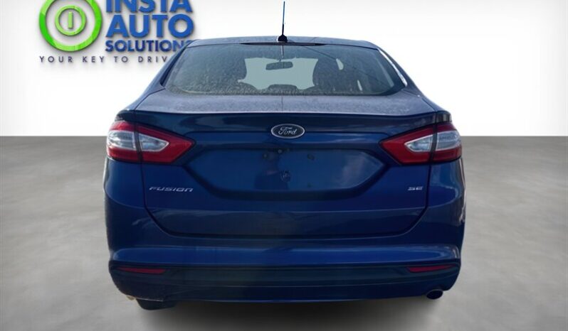 
								2016 Ford Fusion SE full									