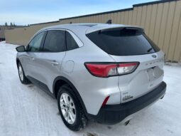 
										2020 Ford Escape SE full									