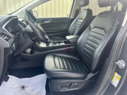 
										2019 Ford Edge SEL full									