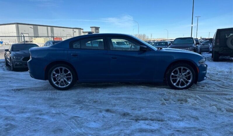
								2023 Dodge Charger SXT full									