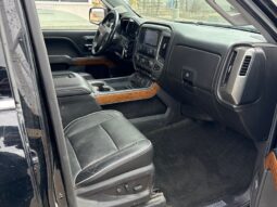 
										2018 Chevrolet Silverado 1500 High Country full									