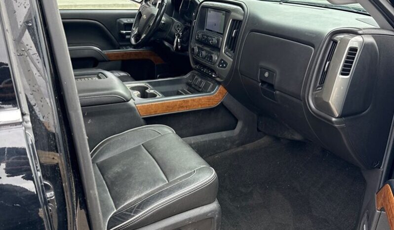 
								2018 Chevrolet Silverado 1500 High Country full									