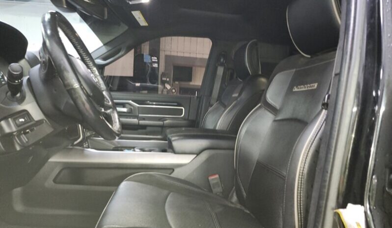 
								2020 RAM 2500 Laramie Diesel Night Edition full									