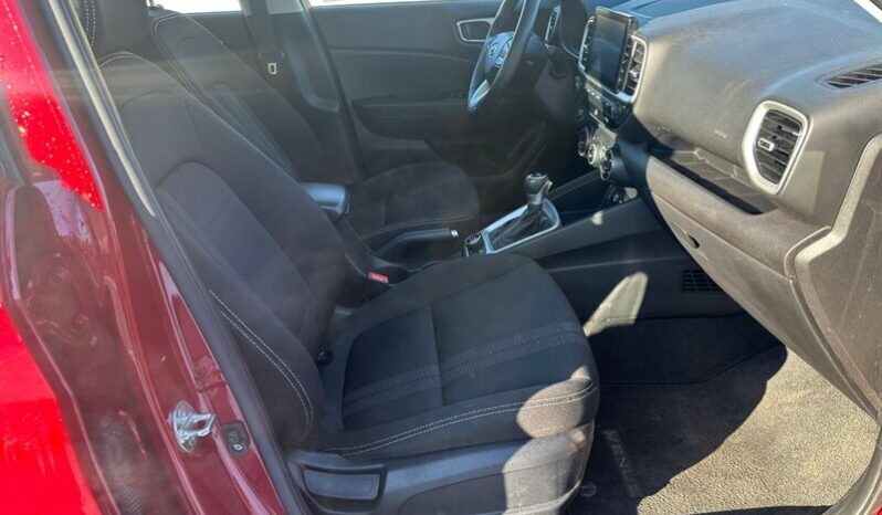 
								2024 Hyundai VENUE Preferred full									