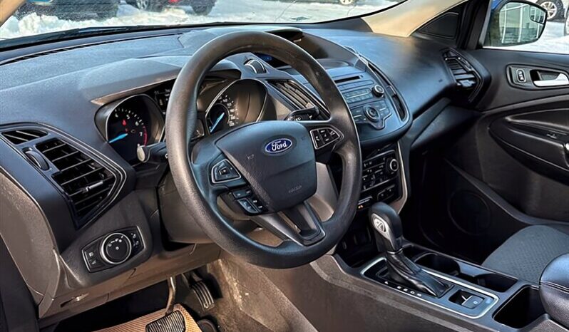 
								2018 Ford Escape SE full									