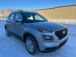 
										2024 Hyundai VENUE Preferred full									