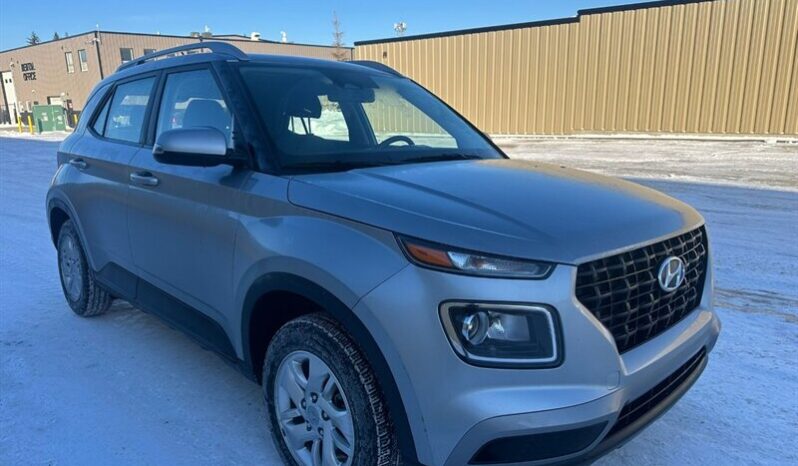 
								2024 Hyundai VENUE Preferred full									