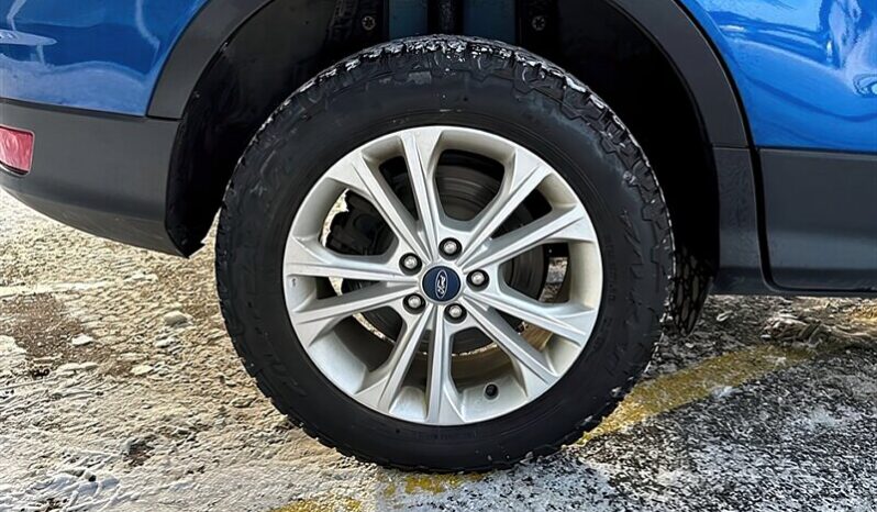 
								2018 Ford Escape SE full									