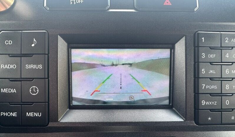 
								2017 Ford F-150 XLT XTR full									