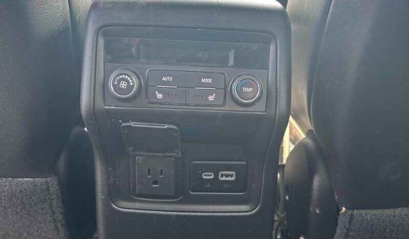 
								2023 GMC Acadia SLT full									