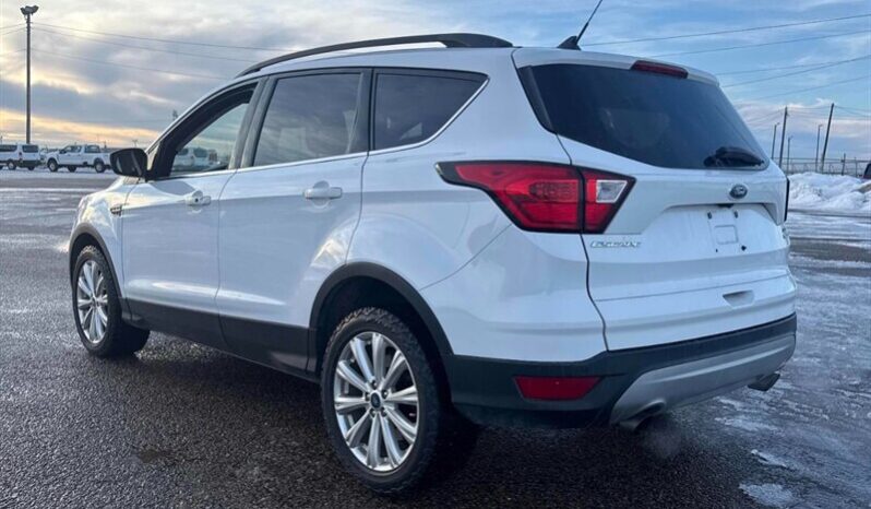 
								2019 Ford Escape SEL full									