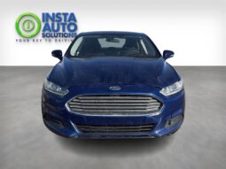 
										2016 Ford Fusion SE full									