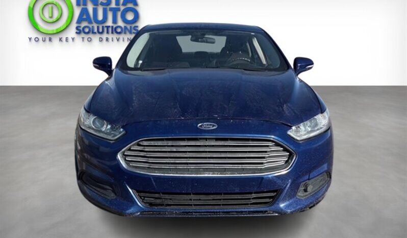 
								2016 Ford Fusion SE full									