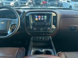 
										2017 Chevrolet Silverado 1500 High Country full									