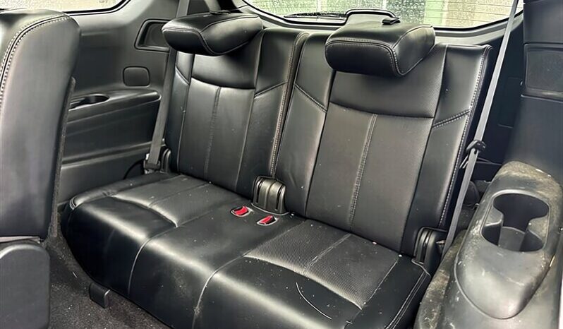 
								2017 Nissan Pathfinder Platinum full									