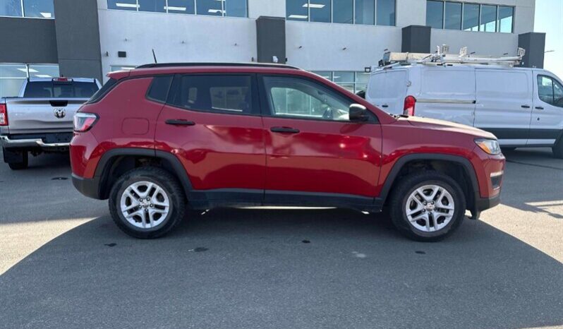 
								2018 Jeep Compass Sport full									
