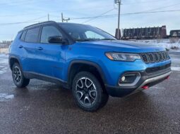 
										2024 Jeep Compass Trailhawk full									