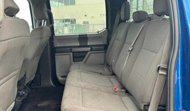 
								2017 Ford F-150 XLT full									