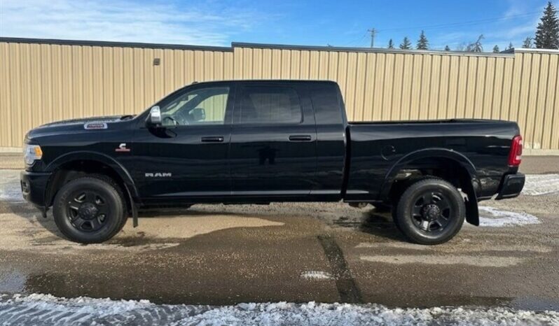 
								2022 RAM 2500 Laramie Mega Cab Diesel Sport full									