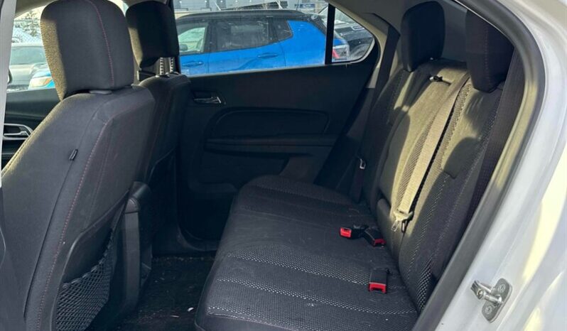 
								2017 Chevrolet Equinox LT full									