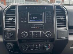 
										2017 Ford F-150 XLT full									