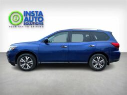 
										2017 Nissan Pathfinder SV full									