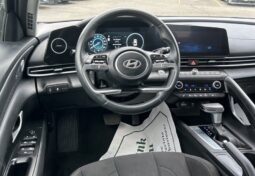 
										2024 Hyundai ELANTRA Preferred Tech full									