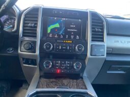 
										2020 Ford F-350 Super Duty Lariat full									