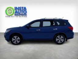 
										2018 Nissan Pathfinder SL full									