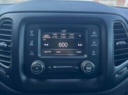 
										2018 Jeep Compass Sport full									