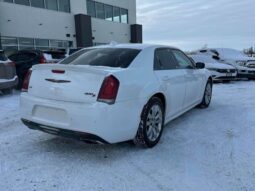 
										2021 Chrysler 300 Series S full									