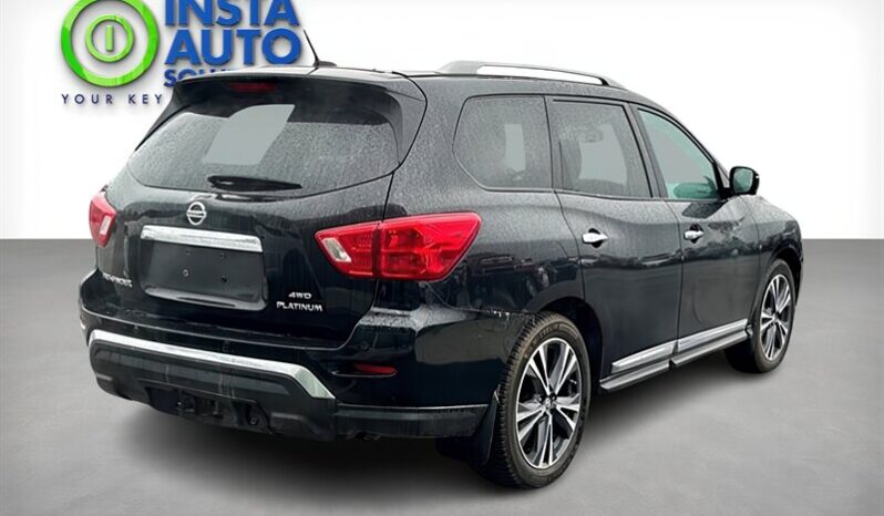 
								2017 Nissan Pathfinder Platinum full									