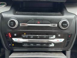 
										2020 Ford Explorer XLT full									