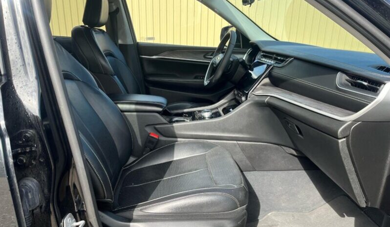 
								2024 Jeep Grand Cherokee Limited Black Pack full									