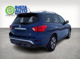 
										2018 Nissan Pathfinder SL full									