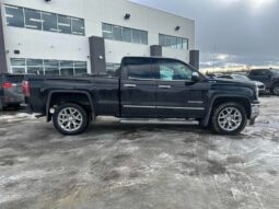 
										2017 GMC Sierra 1500 SLT full									