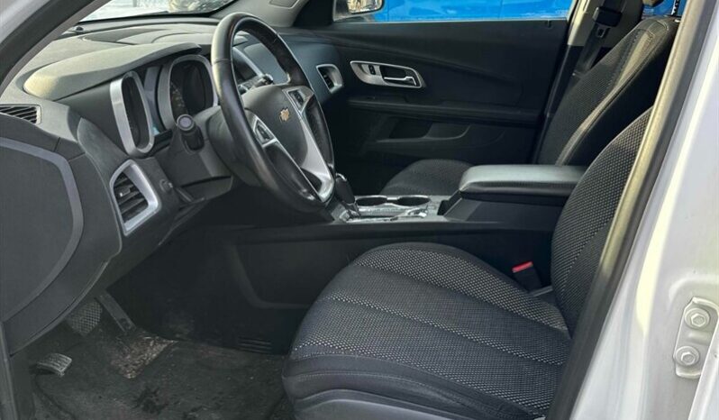 
								2017 Chevrolet Equinox LT full									