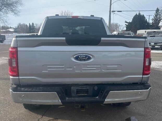 
								2023 Ford F-150 XLT 5.0L full									