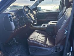 
										2017 Chevrolet Silverado 1500 High Country full									