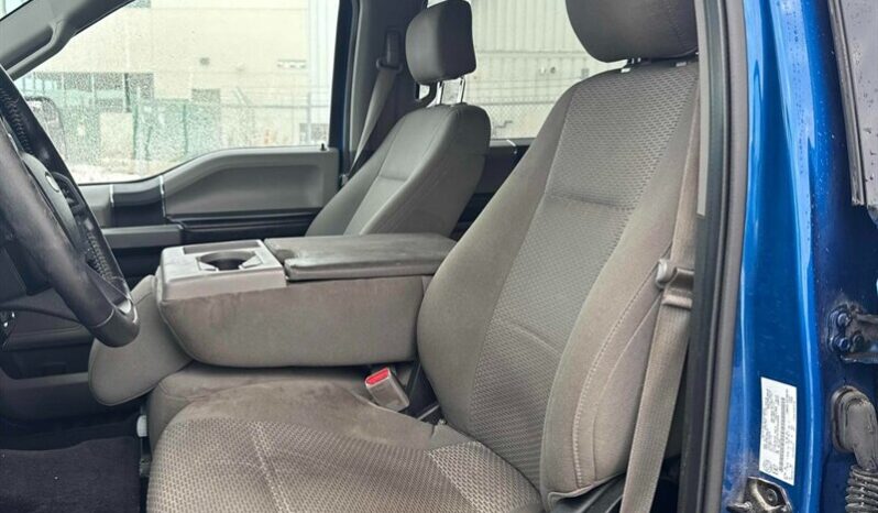 
								2017 Ford F-150 XLT full									