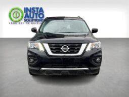 
										2017 Nissan Pathfinder Platinum full									