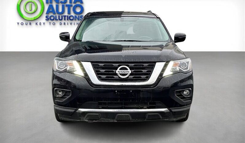 
								2017 Nissan Pathfinder Platinum full									