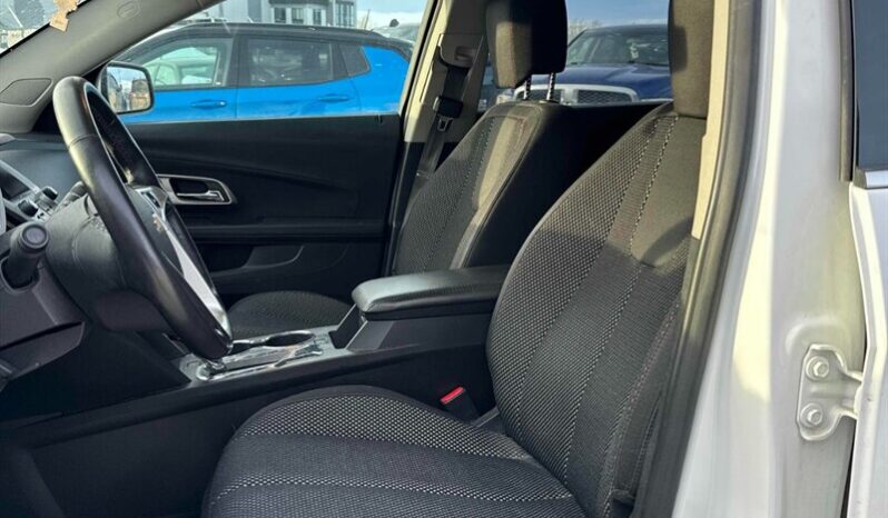 
								2017 Chevrolet Equinox LT full									