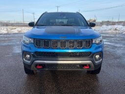 
										2024 Jeep Compass Trailhawk full									