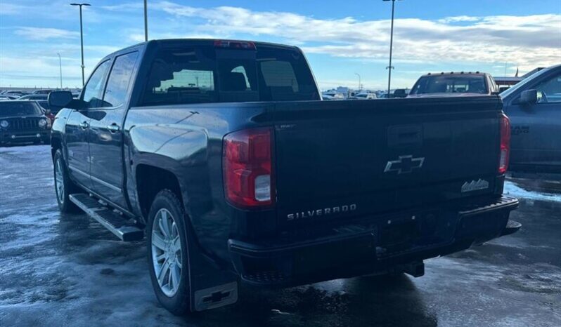 
								2017 Chevrolet Silverado 1500 High Country full									