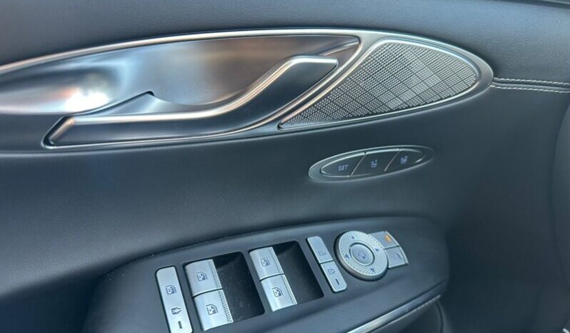 
								2025 Genesis GV70 2.5T Advanced Plus full									