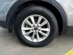 
										2019 Kia Sorento LX full									