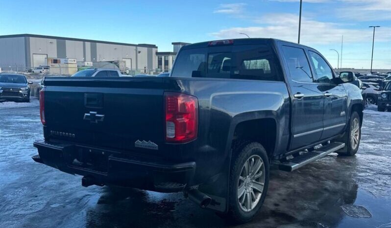 
								2017 Chevrolet Silverado 1500 High Country full									