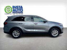 
										2019 Kia Sorento LX full									