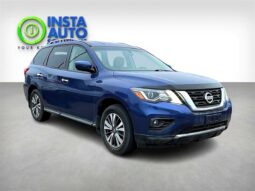 
										2017 Nissan Pathfinder SV full									